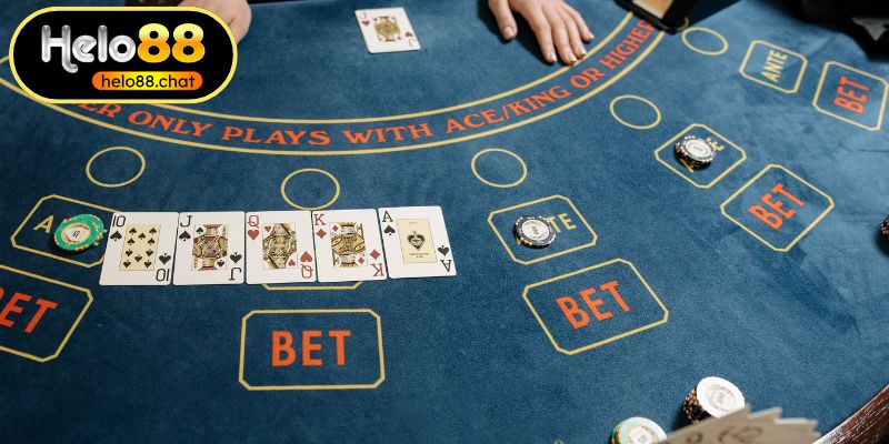 Lợi ích khi lựa chọn sảnh bài trực tuyến